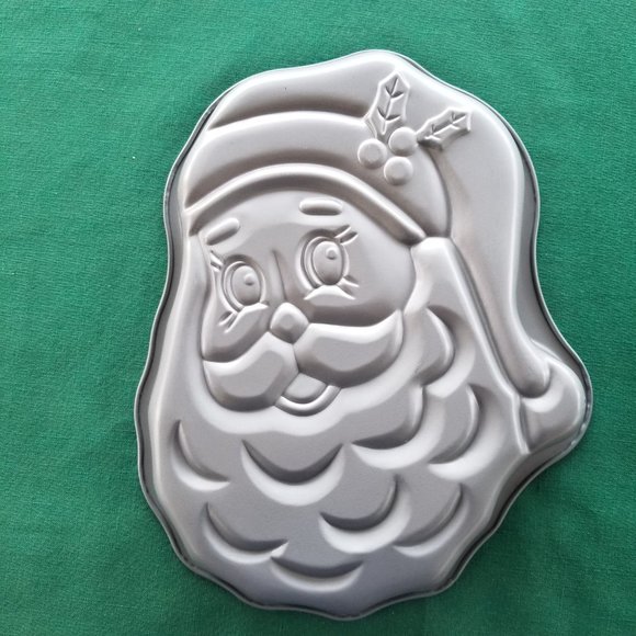 NEW EKCO Baker’s Secret NON-STICK Santa Face Pan - Picture 3 of 6